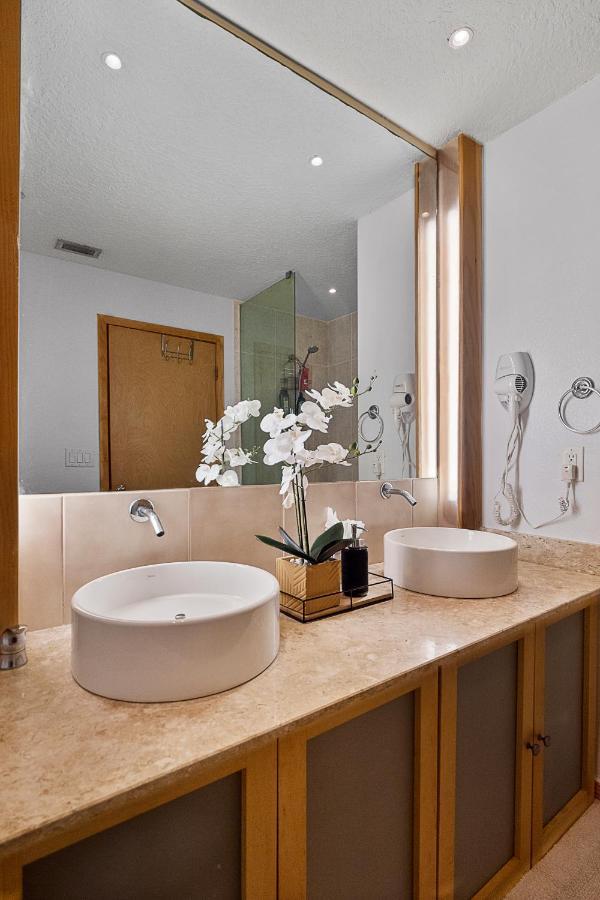 Couples Getaway - Sweet Retreat - European Village Best Location Palm Coast Bagian luar foto