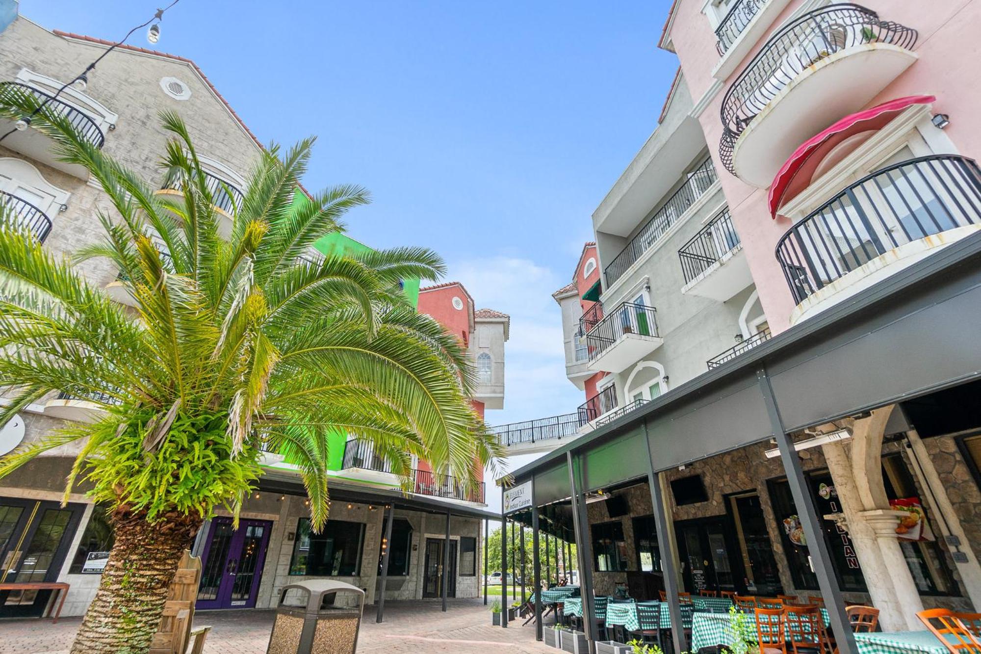 Couples Getaway - Sweet Retreat - European Village Best Location Palm Coast Bagian luar foto